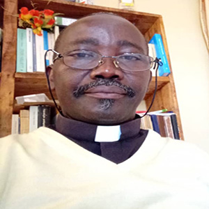 Père Emmanuel SOTA GANYWAMULUME